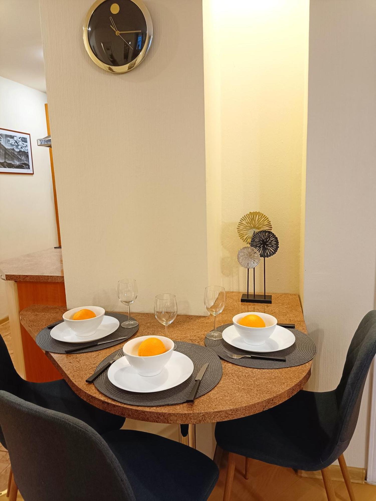 Two Bedroom Apartment In Old Town, Up To 6 Guests Riga Eksteriør billede