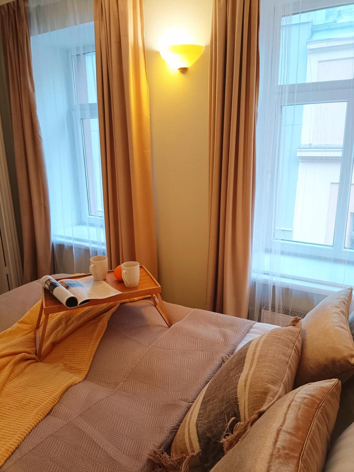 Two Bedroom Apartment In Old Town, Up To 6 Guests Riga Eksteriør billede